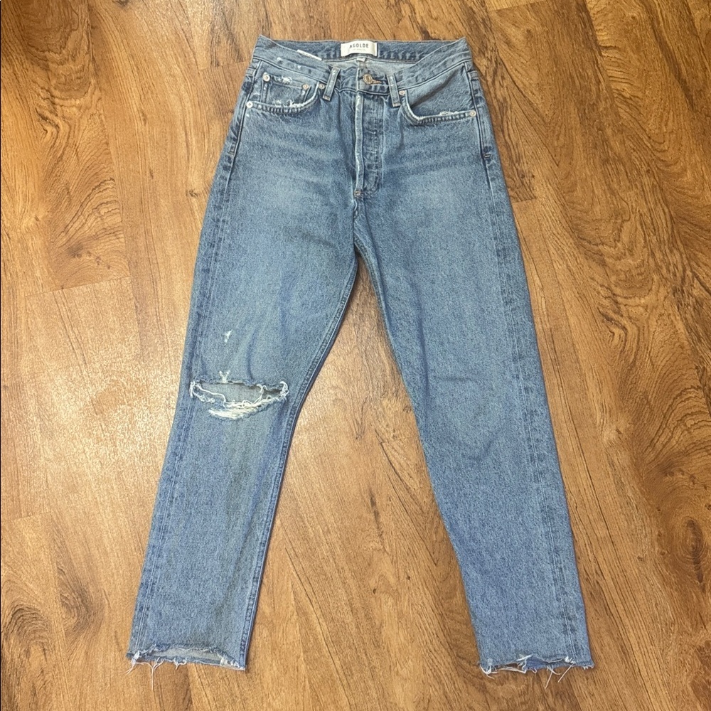 Distressed Agolde Feel Good “Jamie” Cropped Jeans. 24